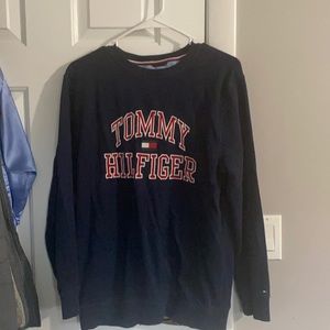 navy blue tommy hilfiger crewneck